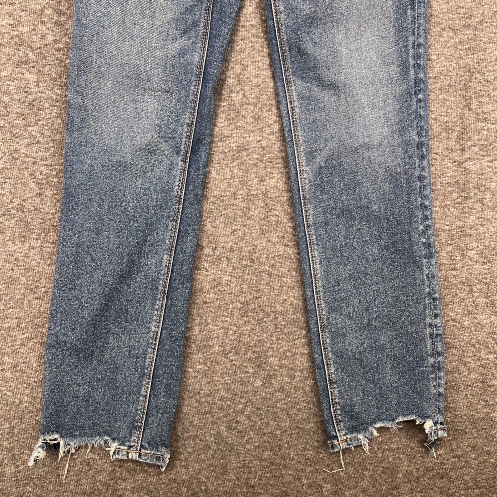 American Eagle High Waisted Straight Leg 00 Jeans Medium Wash Raw Hem Distressed - Picture 3 of 11